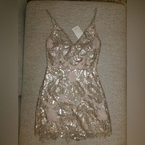 Tobi Sequin Mini Dress in Silver and Cream